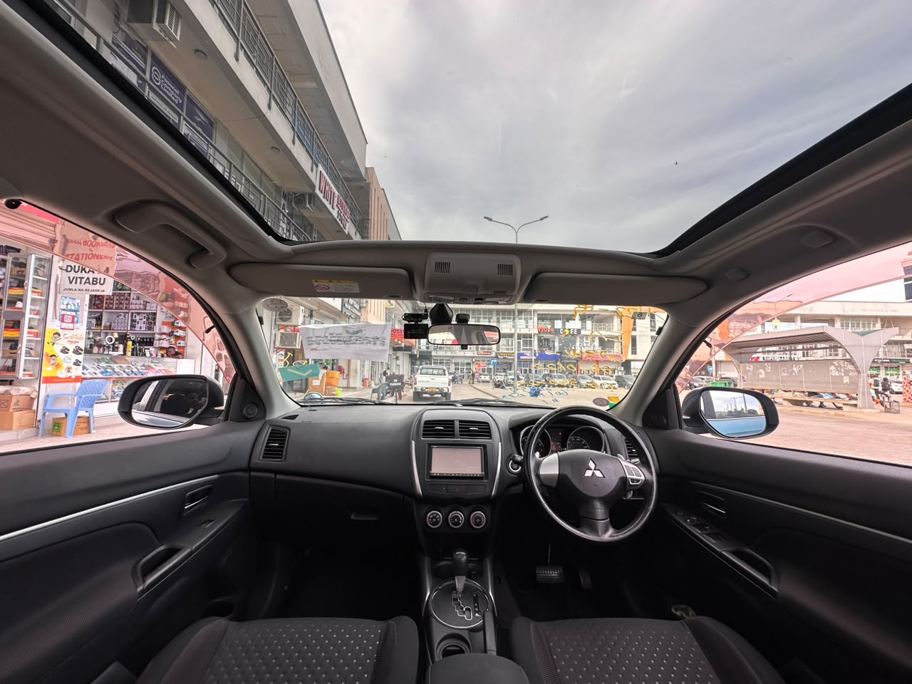 MITSUBISHI RVR thumbnail 7